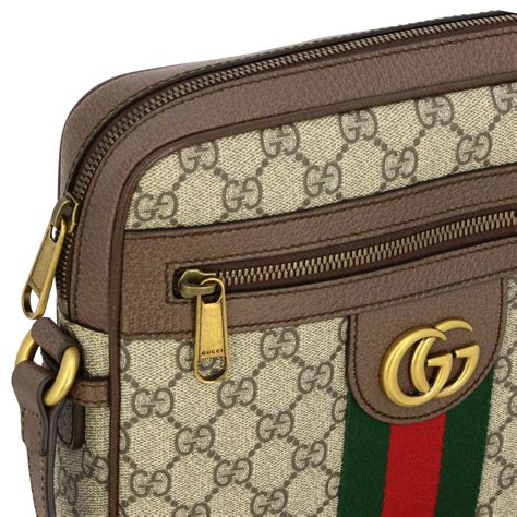 Sacoche gucci .